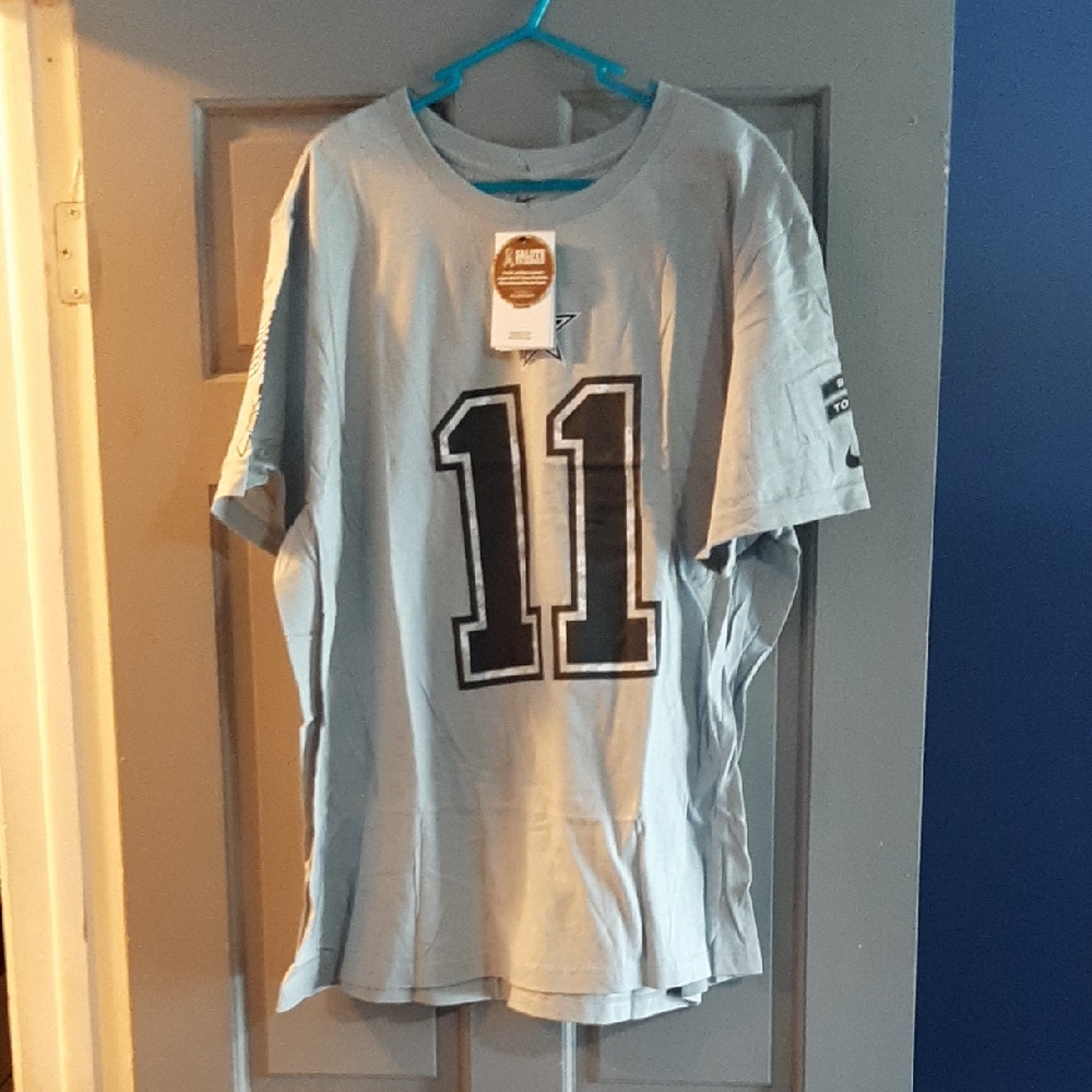 Micah Parsons Dallas Cowboys Nike 2024 Salute To Service Name & Number T-Shirt